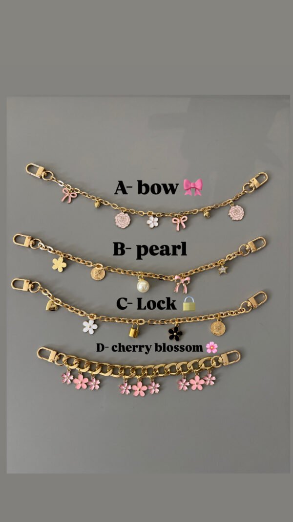 BAG CHARMS - chain